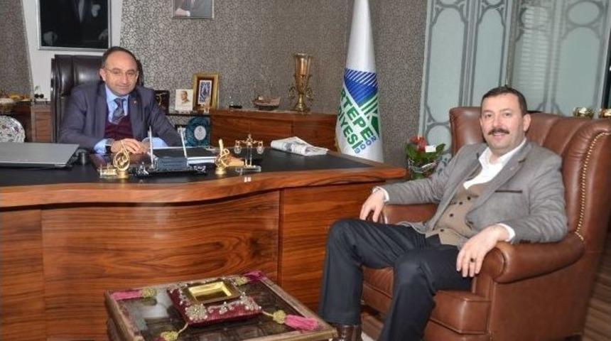 Başkan &Uuml;z&uuml;lmez, Aday Adaylarını Ağırladı