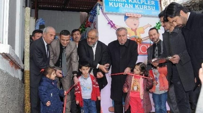 Çelikhan’da Minik Kalpler Kuran Kursu Açıldı
