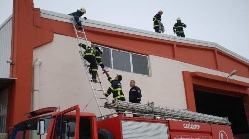 Havaalanı Organize Sanayi B&ouml;lgesinde Yangın