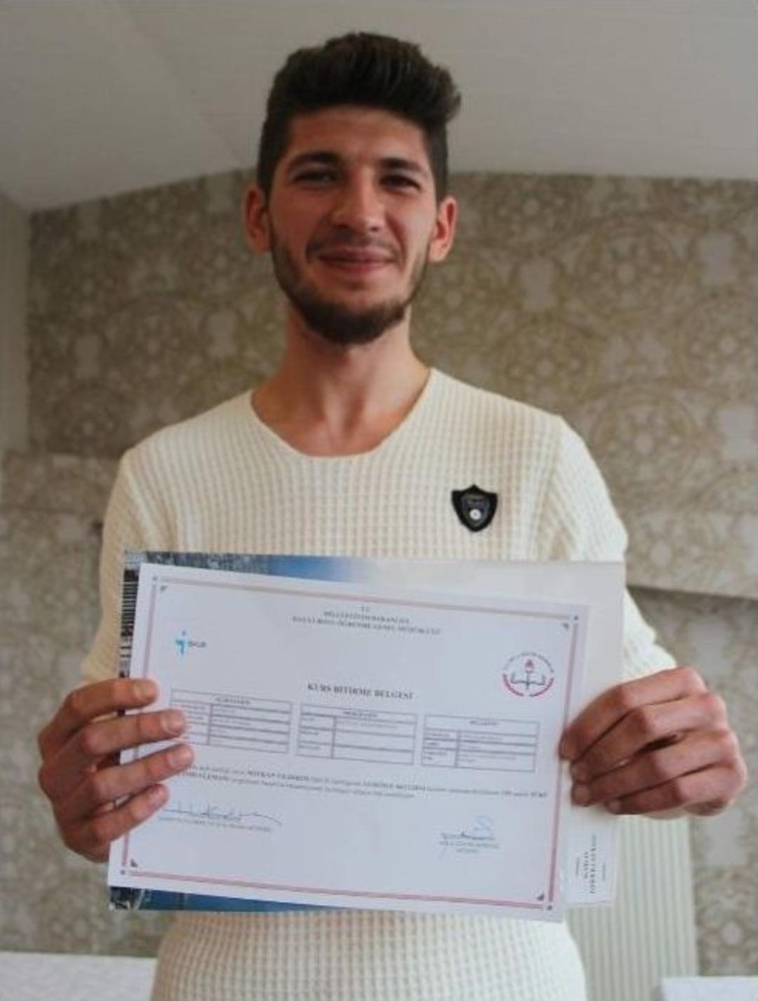 &Uuml;niversite &Ouml;ğrencisi, Sertifikalı &Ccedil;oban Oldu