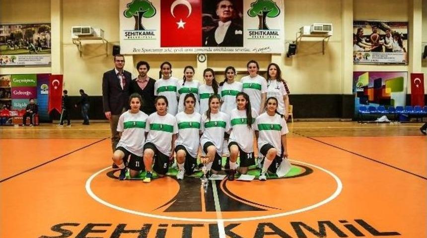 Şehitkamil Potada İkinci Şampiyonluk Kupasını Kaldırdı