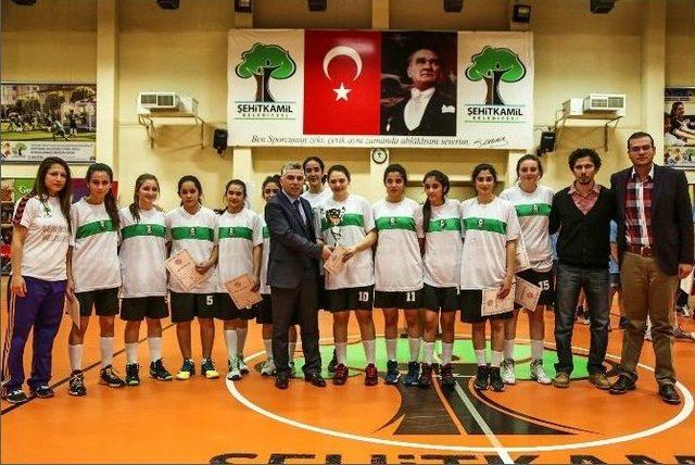 Şehitkamil Potada İkinci Şampiyonluk Kupasını Kaldırdı 1