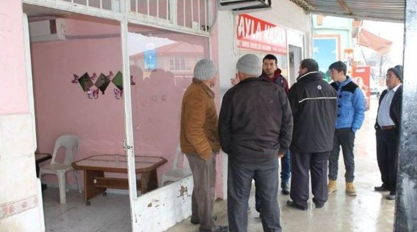 İzinli Asker, Tartıştığı Arkadaşını Bı&ccedil;aklayarak &Ouml;ld&uuml;rd&uuml;