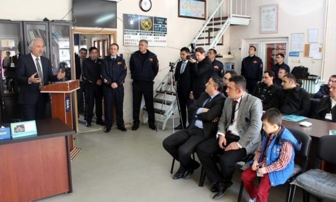 K&uuml;tahya&rsquo;da &rsquo;g&ouml;n&uuml;ll&uuml; İtfaiyecilik Eğitimi&rsquo; Başladı