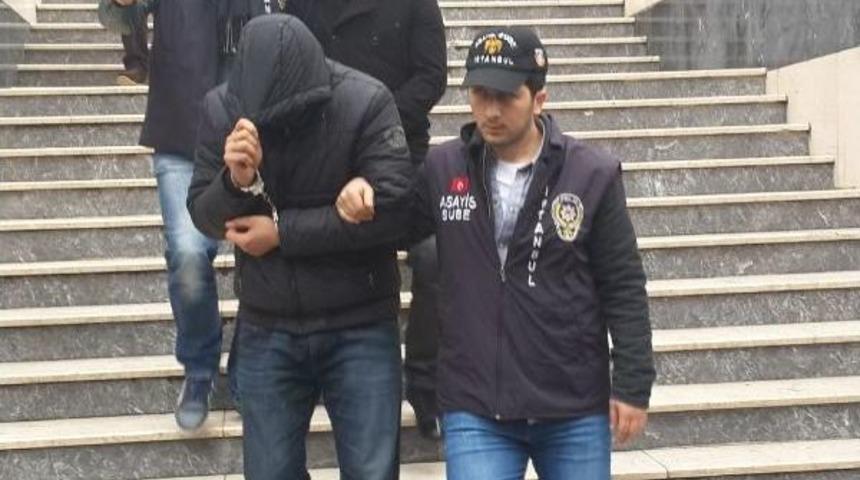 Polisle &Ccedil;atışmaya Giren 4 Ş&uuml;pheli Adliyeye Sevk Edildi