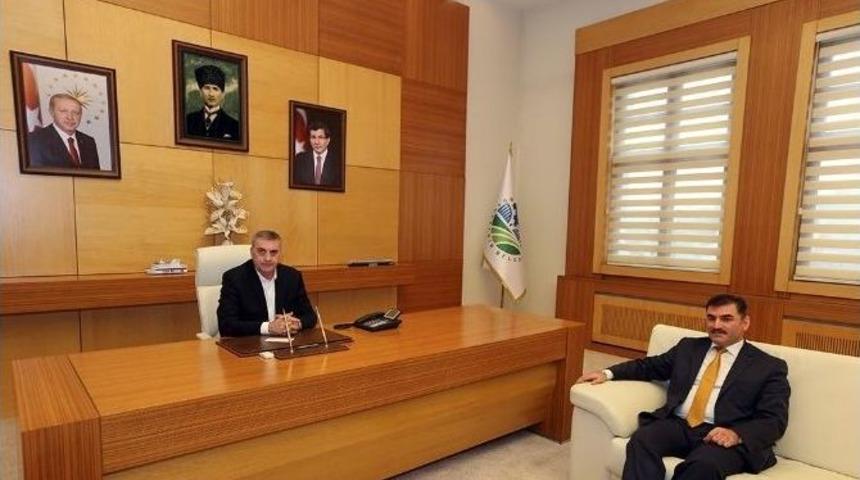 To&ccedil;oğlu Aday Adaylarını Ağırladı