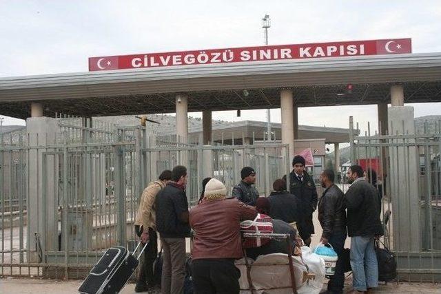 Cilveg&ouml;z&uuml; Sınır Kapısı&rsquo;ndan 28 Bin Suriyeli Daha Ge&ccedil;iş Yaptı 3