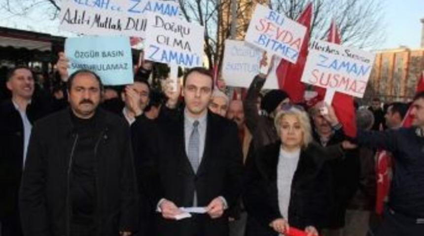 İdris Bal&rsquo;a Tepki G&ouml;steren Demokratik Gelişim Partisi Bursa Teşkilatları Topluca İstifa Etti