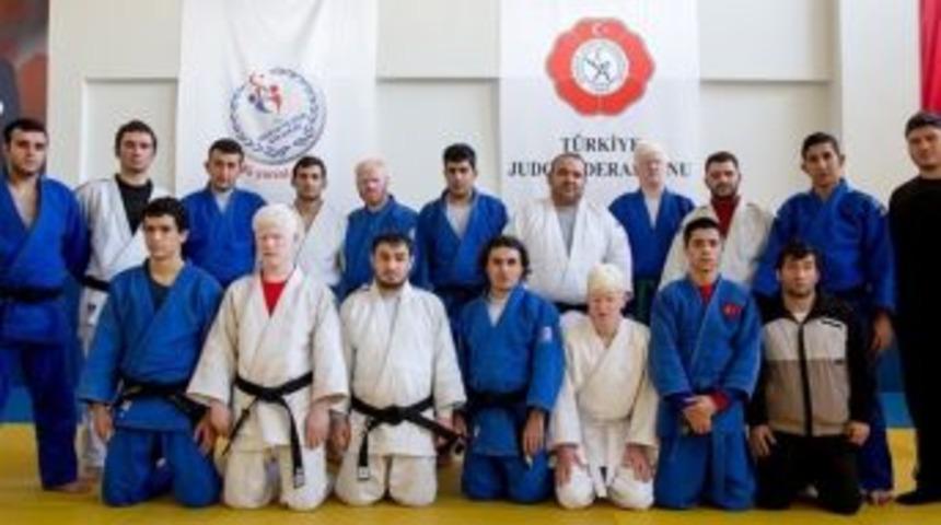 G&ouml;rme Engelli Judocular D&uuml;nya Kupası İ&ccedil;in G&uuml;n Sayıyor