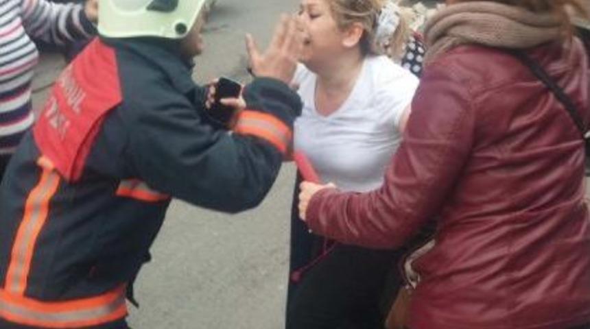 İtfaiye Mahsur Kalanları B&ouml;yle Kurtardı