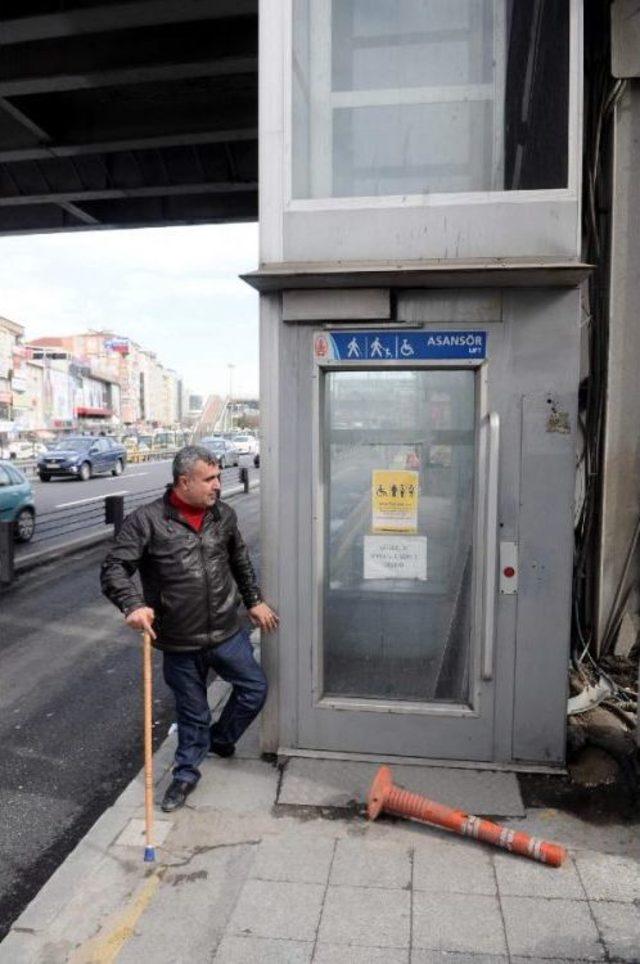 Yürüme Engellinin Metrobüs Çilesi