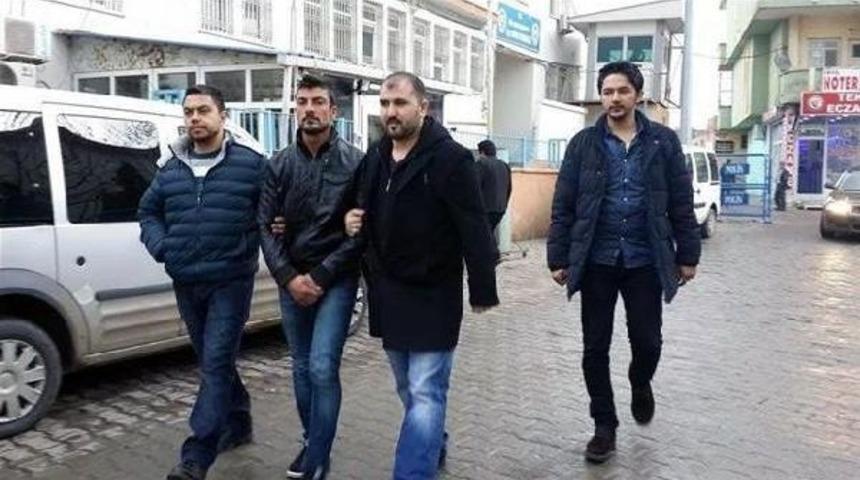 Ypg Fighters Hand Murder Suspect To Turkey After Catching Him In Syria