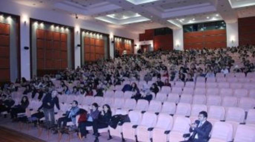 &Ouml;ğrencilere Ve Velilere Bağımlılık İle M&uuml;cadele Anlatıldı