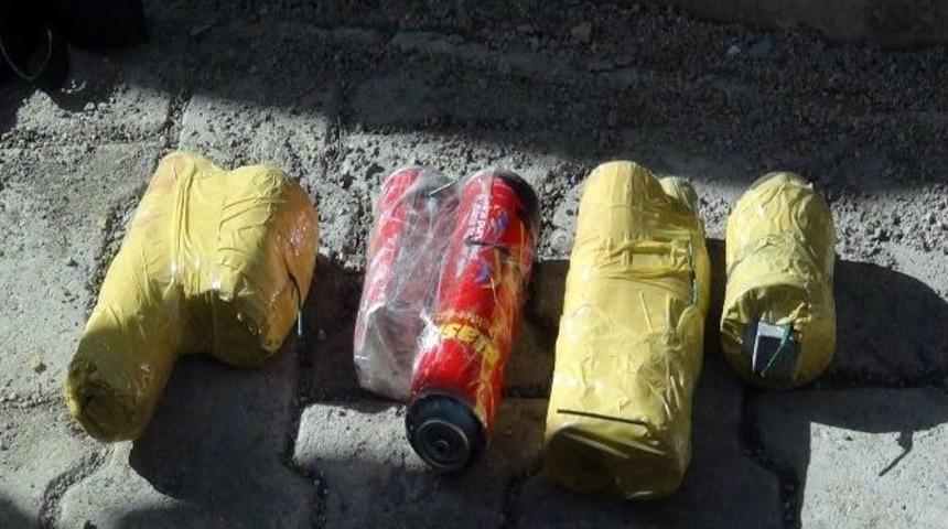 Van&rsquo;da Patlayıcı Ve Molotof Operasyonu