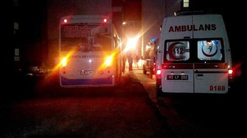 Kız Yurdunda &Ouml;ğrenciler Yemekten Zehirlendi