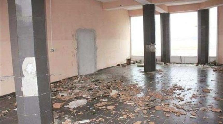 Museum’S Demolition Raises Anger In İzmir