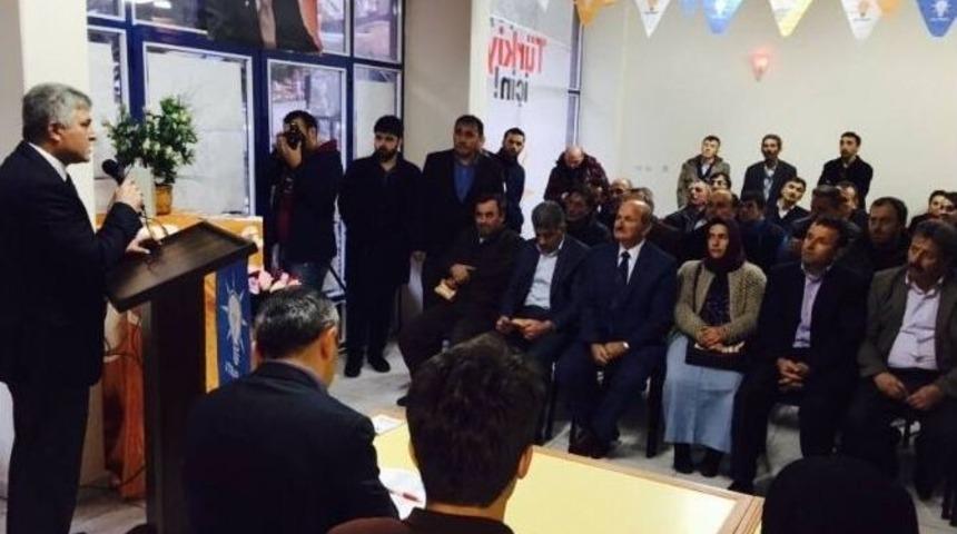 Ak Parti Trabzon Milletvekli Aday Adayı Adnan G&uuml;nnar&rsquo;a Ak&ccedil;aabat Ve D&uuml;zk&ouml;y&rsquo;de B&uuml;y&uuml;k İlgi