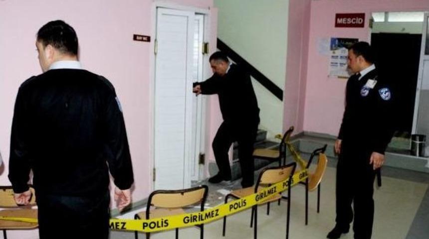 Tedavi G&ouml;rd&uuml;ğ&uuml; Hastanenin 6'ncı Katından Atladı