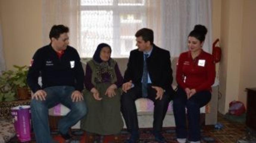 Küçükkendirci Hastaları Evlerinde Ziyaret Etti