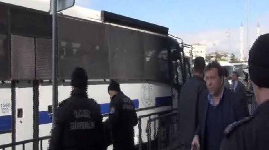 Polis Memurunu Şehit Eden Sanığa Iki Kez Ağırlaştırılmış M&uuml;ebbet