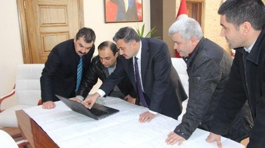 Başkan Cabbar Kayserigaz Yetkilileriyle Toplantı Yaptı