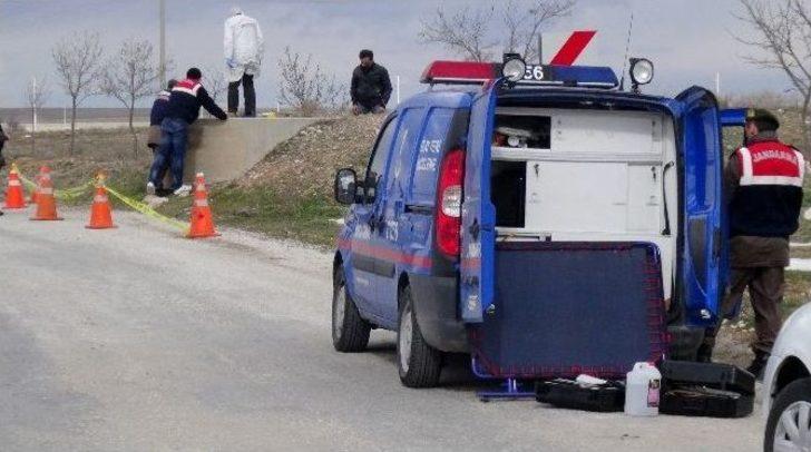 Sulama Kanalında Yanmış Erkek Cesedi Bulundu G1