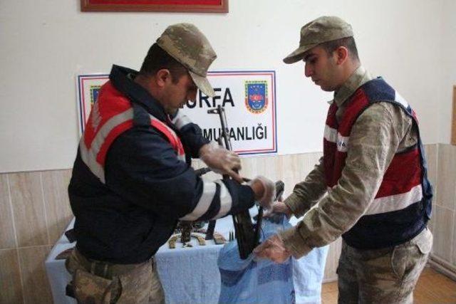 Şanlıurfa'da, Suriye’Den Getirilen Silah Ve Mühimmat Ele Geçti