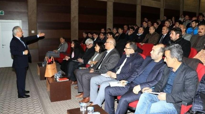 Vaski &Ccedil;alışanlarına Hizmet İ&ccedil;i Eğitim