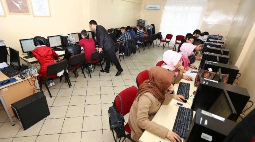 Gasmek, 11 Şubesiyle Kursiyerleri Hayata Hazırlıyor