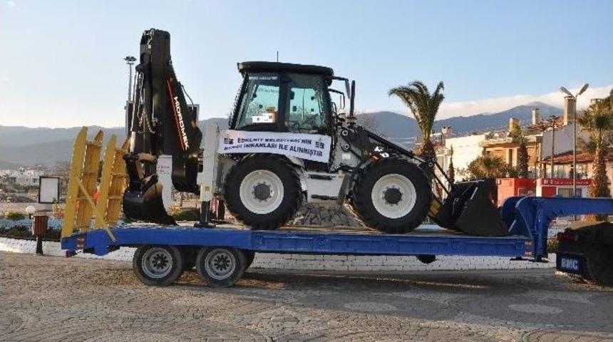 Edremit Belediyesi G&uuml;&ccedil;leniyor