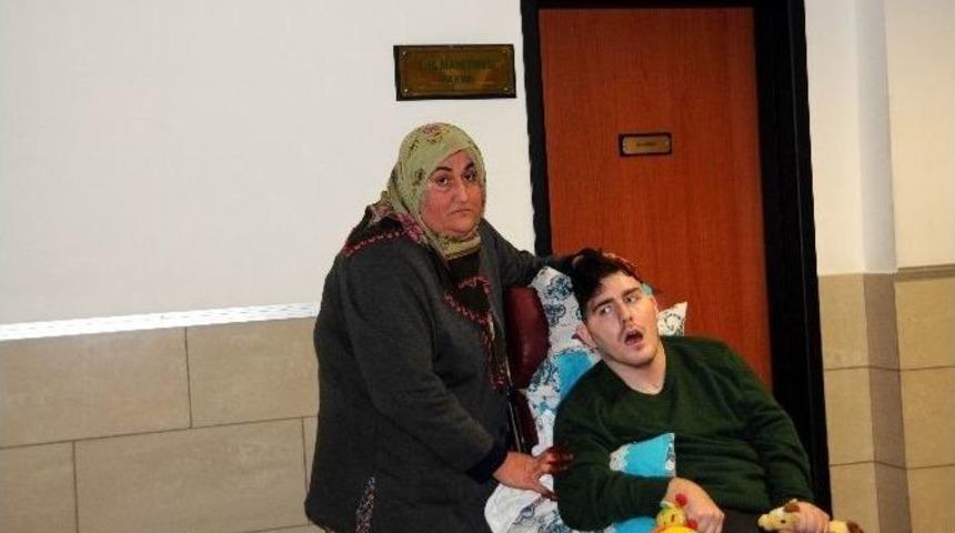 Umut&rsquo;un Koruyucu Annesinin Maaşının Kesilmesine İlişkin Dava