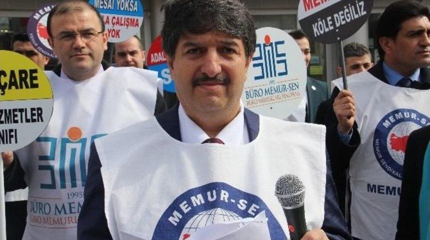 Maliye &Ccedil;alışanları Haklarını İstedi