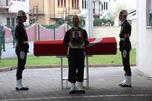 Deniz Astsubay, Sakarya'da Toprağa Verildi