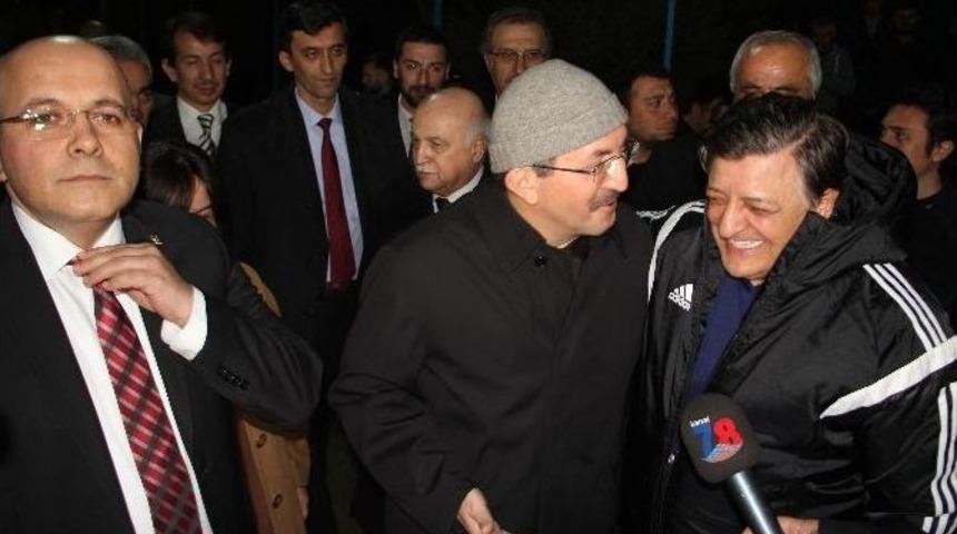 Taraftardan Ve Stk&rsquo;lardan Vural&rsquo;a Tam Destek