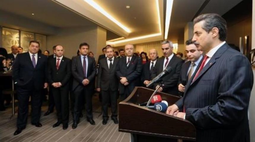 Bakan &Ccedil;elik: T&uuml;rkiye'de Yoksulluk Azalıyor, &Uuml;cretler Artıyor (4)