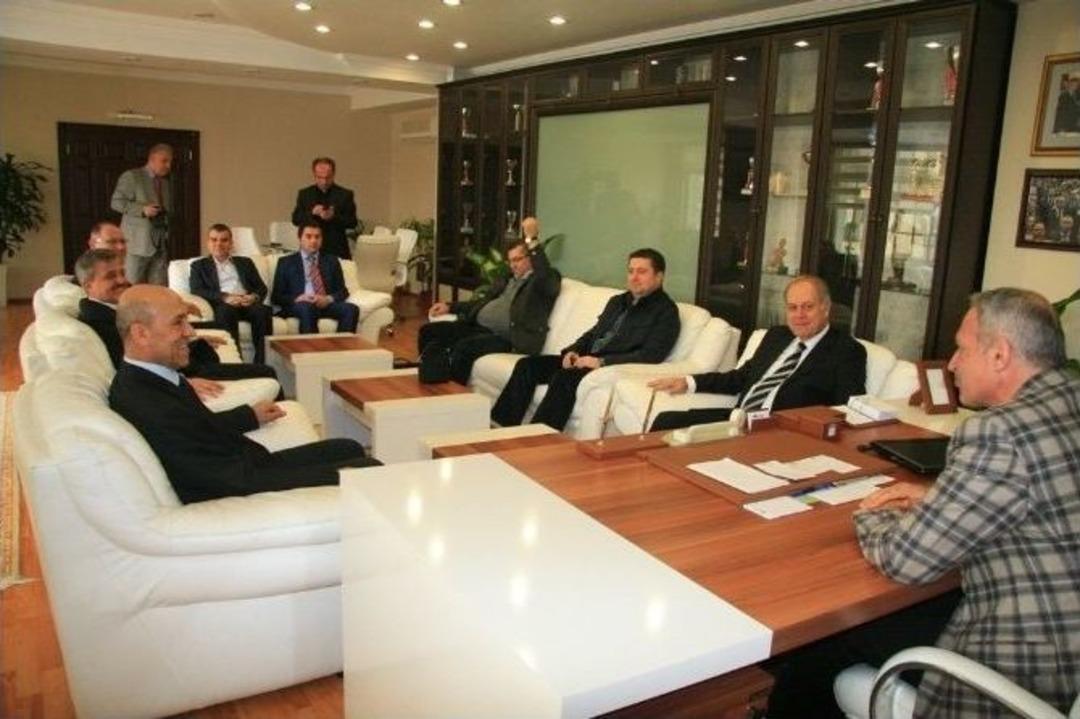 Aday Adayı İsen&rsquo;den Başkan Dişli&rsquo;ye Ziyaret