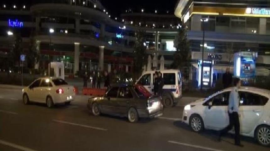 Beşiktaş Taraftarından Liverpool'u Uyutmama Eylemi