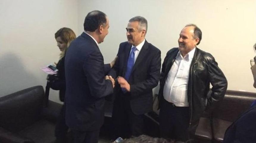 Ak Partili Aday Adayı Oğurlu Ulaşılabilir Olacağının S&ouml;z&uuml;n&uuml; Verdi