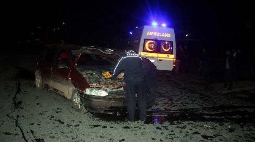 Kayseri&rsquo;de Trafik Kazası: 3 Yaralı