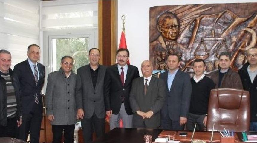 Altid Ziyaretlerini S&uuml;rd&uuml;r&uuml;yor