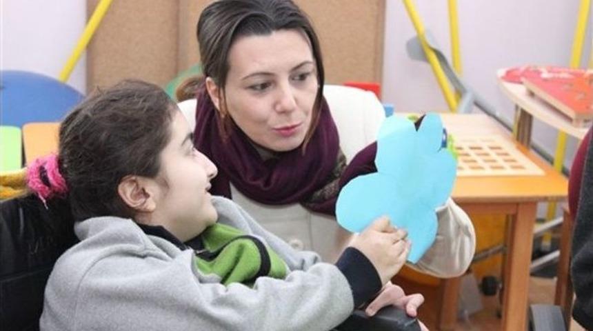 Umut Işığı &Ccedil;ocuklarına Mis Sabunculuğu Kursu