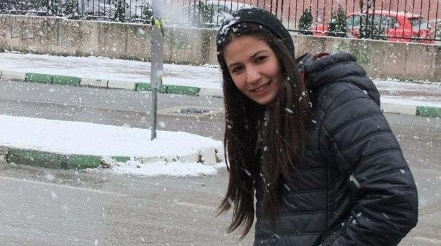 T&uuml;rkiye 3.s&uuml; Boks&ouml;r Kızdan Haber Alınamıyor