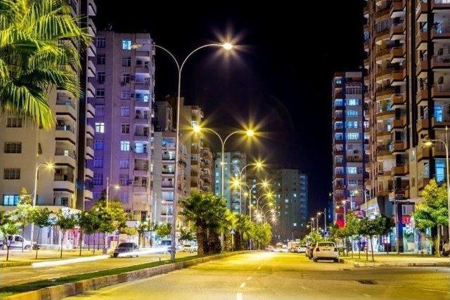 Adana’da Aydınlatma Bakım Kampanyası