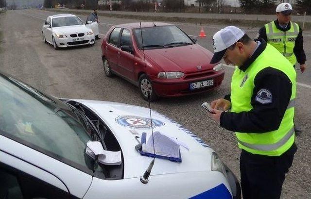 Çaycuma Emniyetinden Trafik Uygulaması