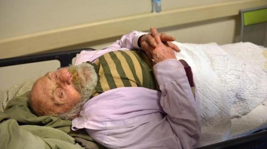 Hastaneden Taburcu Edilen Kimsesiz, Huzurevine Yerleştirildi