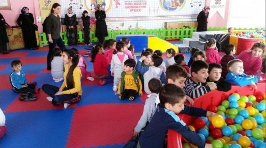 Minik &Ouml;ğrenciler Doyasıya Eğlendiler