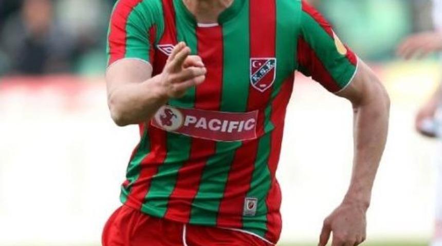 Karşıyaka'da Gidenler Coştu Gelenler Durdu