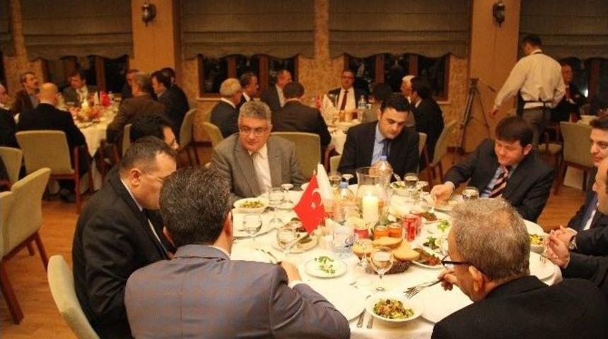 D&uuml;zceliler Vali Su&rsquo;ya Veda Etti