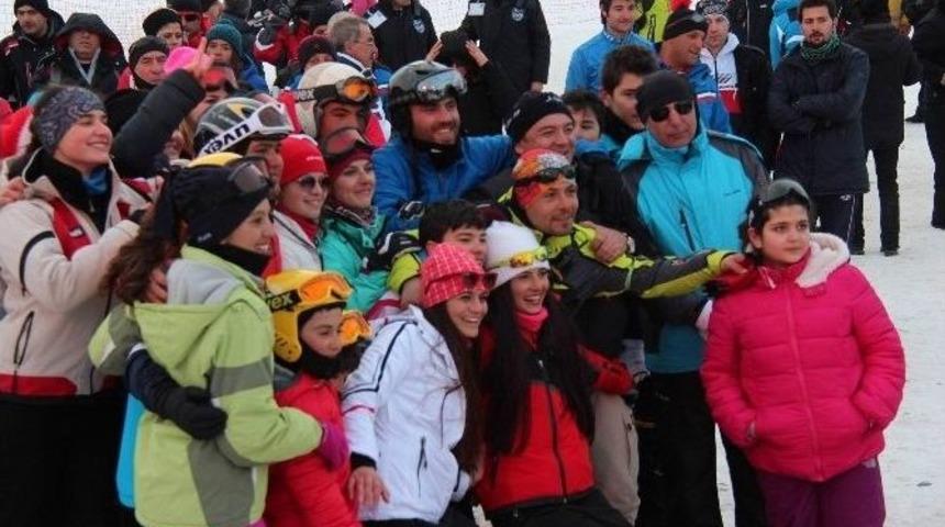 Yıldız Dağı Haftanın Yedi G&uuml;n&uuml; Kayak Keyfi Sunuyor