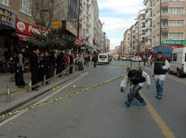 Kolundan Bıçaklanan Polis Şüpheliyi Bacağından Vurdu